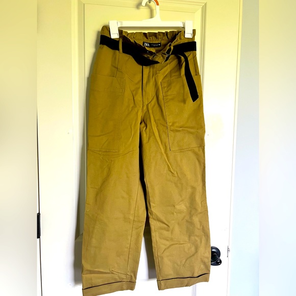 Zara Pants & Jumpsuits Zara Olive Green Highwaisted Cargo Pants
